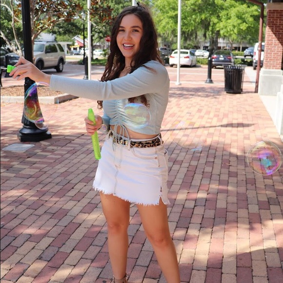 Meet your Posher, Marisol - Picture 1 of 3